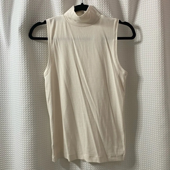 NWT LOFT Ribbed Mock Neck Shell 🚩 SOLD OUT COLOR - Picture 2 of 5